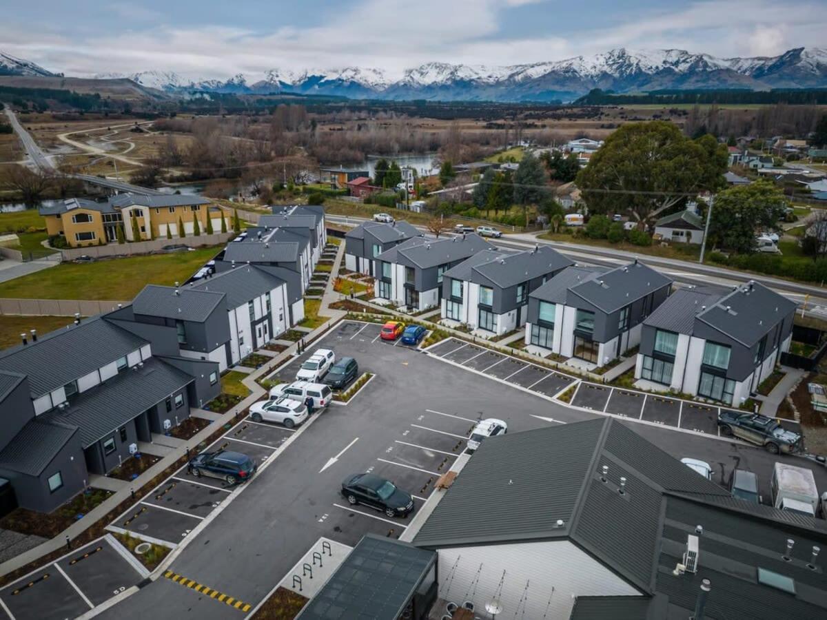 Wanaka Riverside Townhouse Retreat Albert Town Zewnętrze zdjęcie